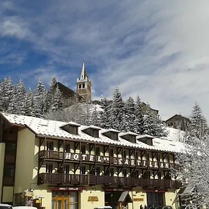 Castillan Hotel La Grave