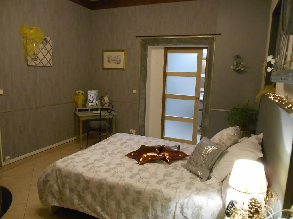Chambre D'Hotes Au Nid Du Thil Beauvais Bed & Breakfast